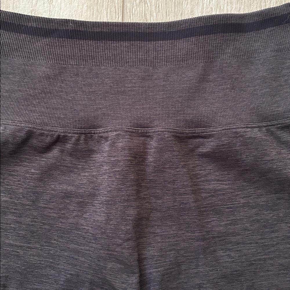 Buffbunny Black & Gray Heathered Biker Athletic Shorts Size Medium View 3
